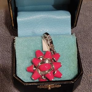 JUICY COUTURE 2010 LIMITED EDITION PINK GIFT WRAP BOW CHARM